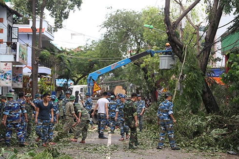 Đến sáng 5-11, Khánh Hòa có 23 người chết vì bão
