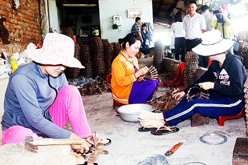 Đào tạo nghề và giới thiệu việc làm cho lao động nông thôn góp phần nâng cao hiệu quả, tăng thu nhập cho người nông dân.