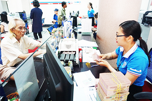 Giao dịch tại VietinBank Khánh Hòa.