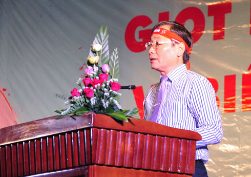 Ông Nguyễn Đắc Tài phát biểu tại đêm gala.