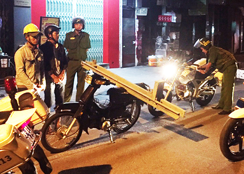 Tang vật hai đối tượng trộm cắp  tại công trình khách sạn Mường Thanh Khánh Hòa