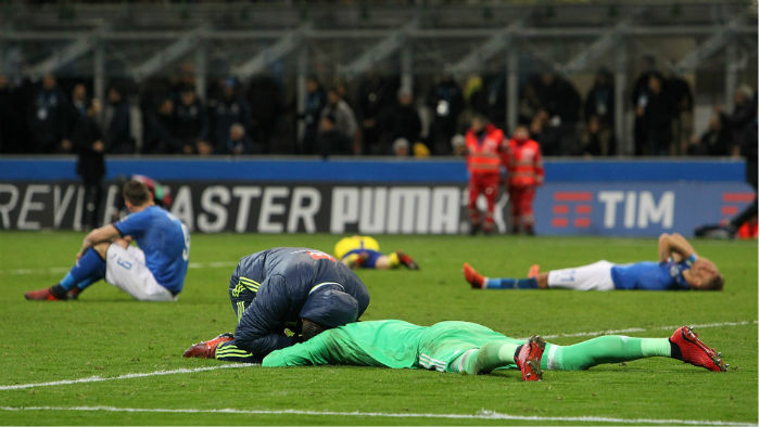 Cầu thủ Ý không thể gượng dậy sau trận đấu