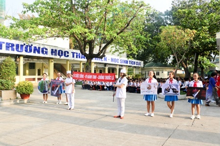 Buổi sinh hoạt ngoại khóa về phòng, chống tác hại thuốc lá của Trường THCS Thái Nguyên, TP. Nha Trang