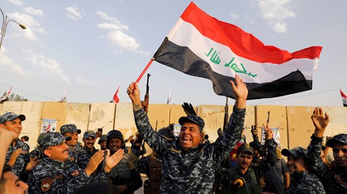 Lực lượng Iraq ăn mừng chiến thắng. Ảnh: Sky News.