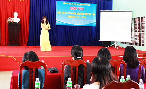 Cô Nguyễn Thị Hoàng Diễm - Trường Tiểu học Phước Tiến kể chuyện về công tác chủ nhiệm.