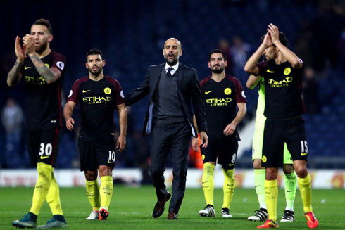 Manchester City hầu như đã nắm chắc chức vô địch Ngoại hạng Anh mùa giải 2017-2018.