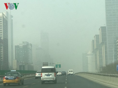 Năm 2017, Bắc Kinh đã có 226 ngày chất lượng không khí đạt tiêu chuẩn, số ngày ô nhiễm cũng giảm từ mức 58 ngày năm 2013 xuống còn 23 ngày.