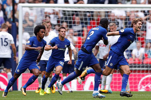 Chelsea và Tottenham phải quyết đấu vì vị trí thứ 4 trên bảng xếp hạng.