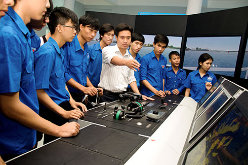 Một tiết học của sinh viên Viện Khoa học và Công nghệ Khai thác thủy sản, Trường Đại học Nha Trang.