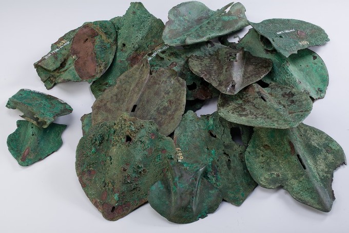 Lưỡi cày đồng là công cụ làm nông nghiệp, báu vật khảo cổ học thời kỳ kim khí văn hóa Đông Sơn.