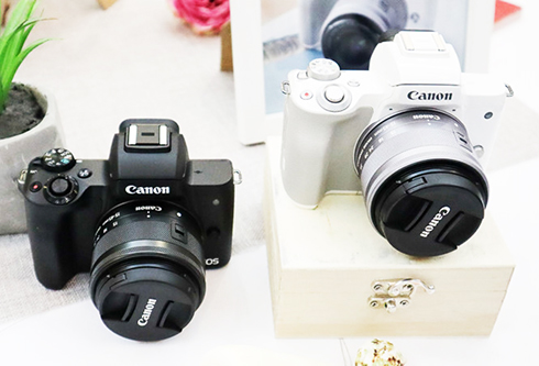 EOS M50 là mẫu máy ảnh Mirrorless mới nhất của Canon
