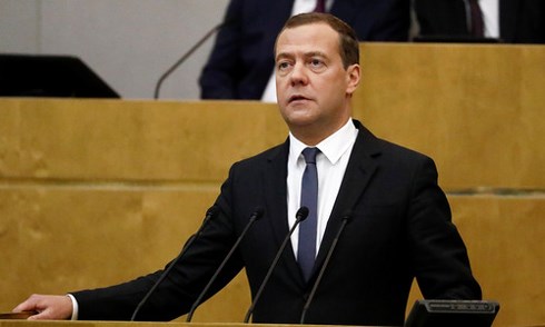 Thủ tướng Nga Dmitry Medvedev phát biểu trước hạ viện hôm 8/5. Ảnh: Reuters.
