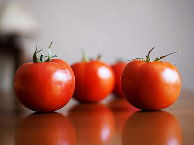 Ăn nhiều cà chua có thể khiến chứng trào ngược a xít thêm trầm trọng SHUTTERSTOCK