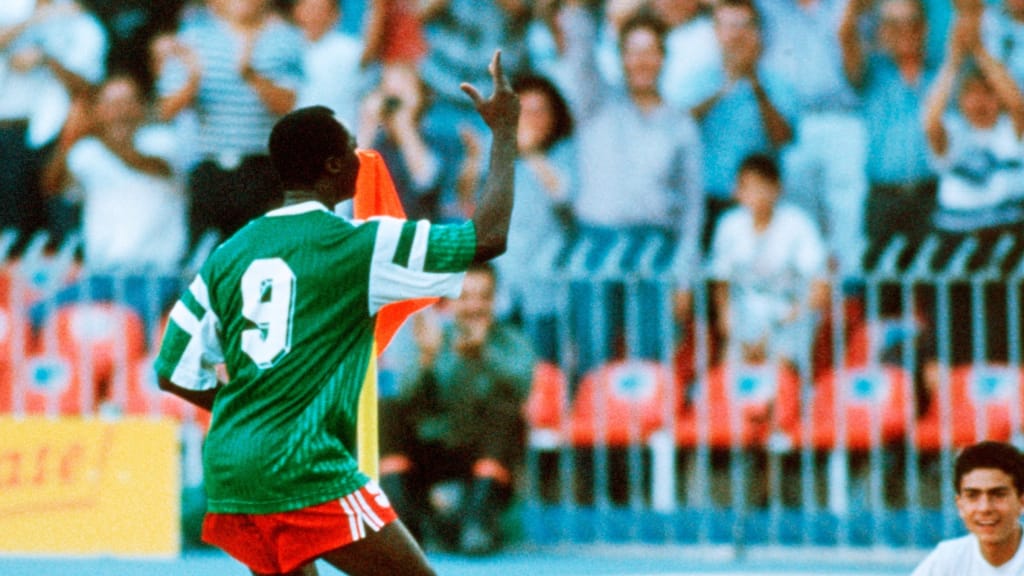 <p style= &quot;text-align: justify; &quot;>Điệu nhảy trứ danh của Roger Milla của Cameroon tại World Cup 1990</p>