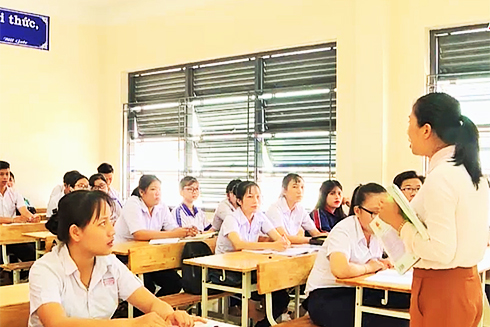 zzTrường THPT Phạm Văn Đồng (TP. Nha Trang) vừa hoàn thành việc tổ chức ôn tập trong hè cho học sinh.