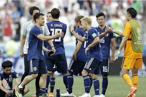 Đội tuyển Nhật Bản đã vượt qua đội tuyển Senegal nhờ điểm fair-play để lọt vào vòng 2 World Cup 2018.