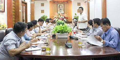Đồng chí Lê Thanh Quang phát biểu tại buổi làm việc.