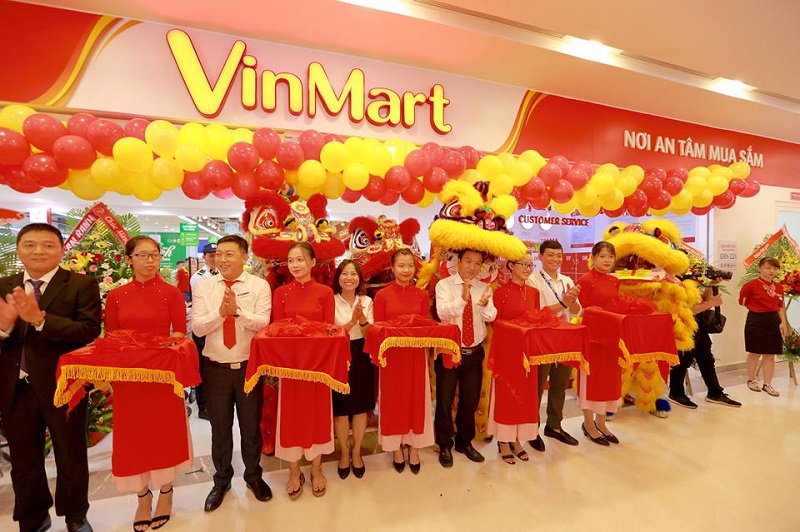 Lễ cắt băng khai trương Siêu thị Vinmart tại TTTM Vincom Plaza Trần Phú.