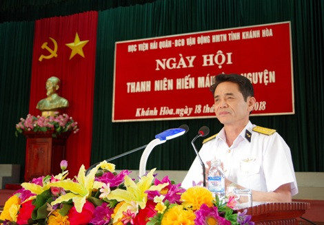 Đại tá Chu Ngọc Sáng phát biểu phát động  "Ngày hội hiến máu tình nguyện "