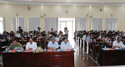 Các đại biểu tham dự hội nghị.