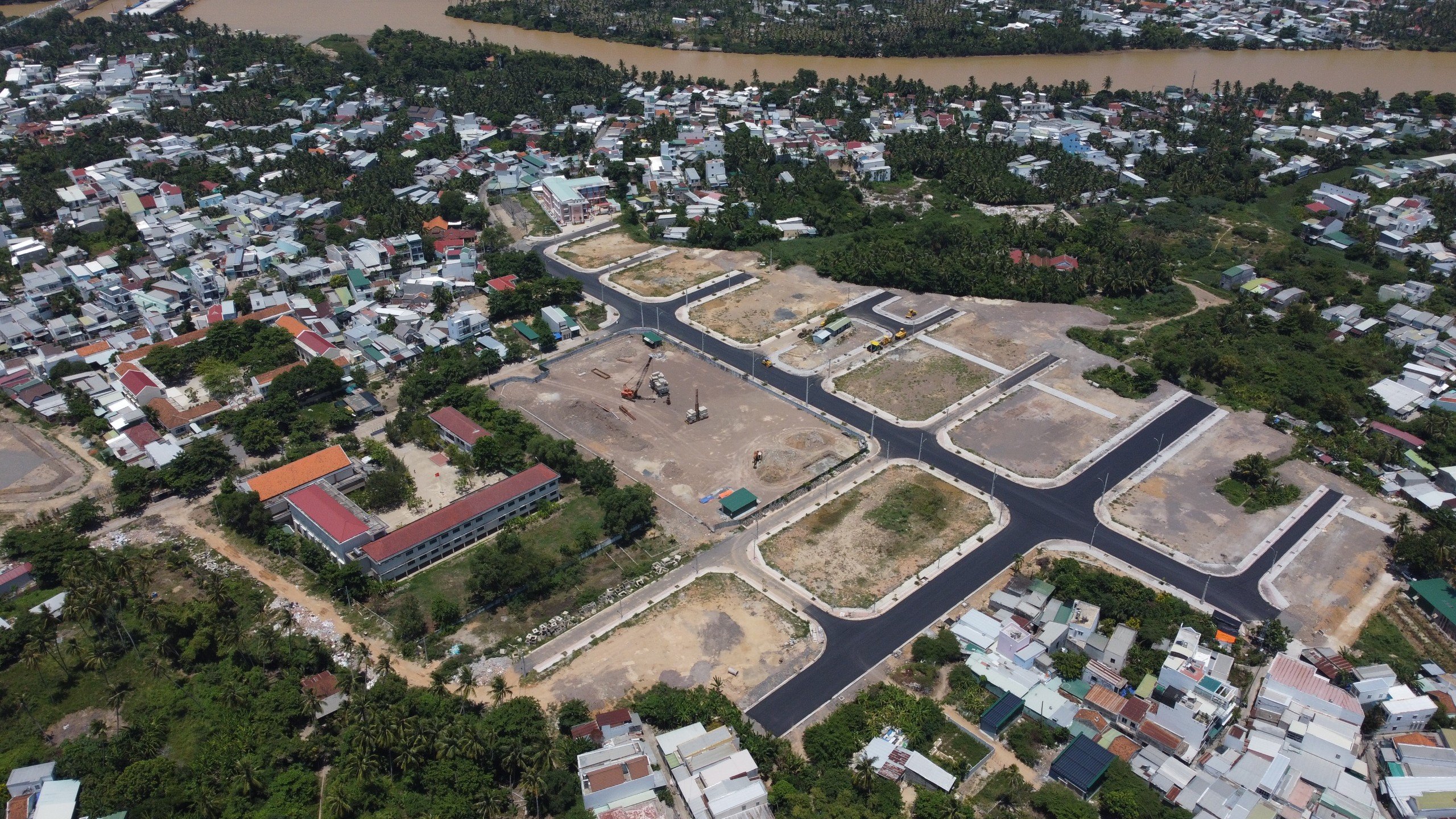 Để luật sớm đi vào cuộc sống