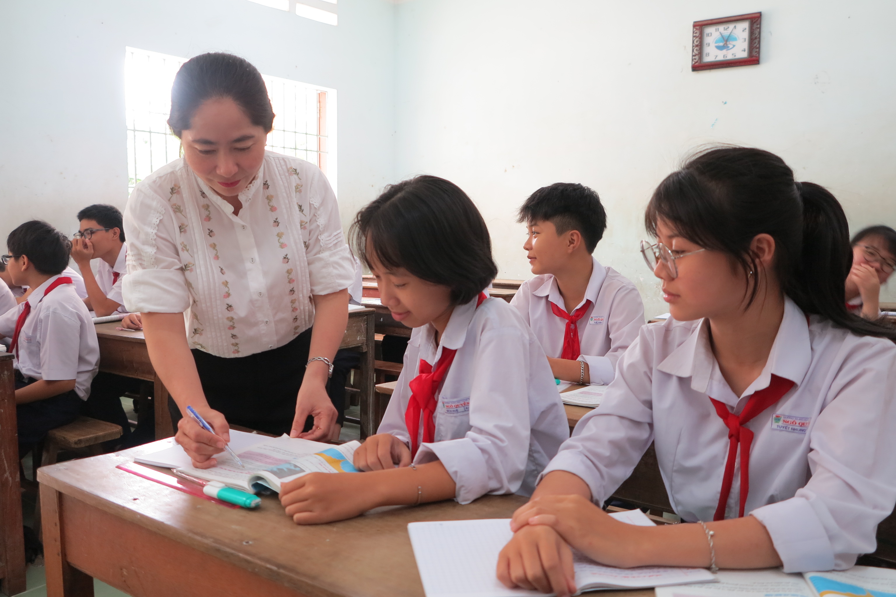 Lựa chọn sách giáo khoa theo quy định mới