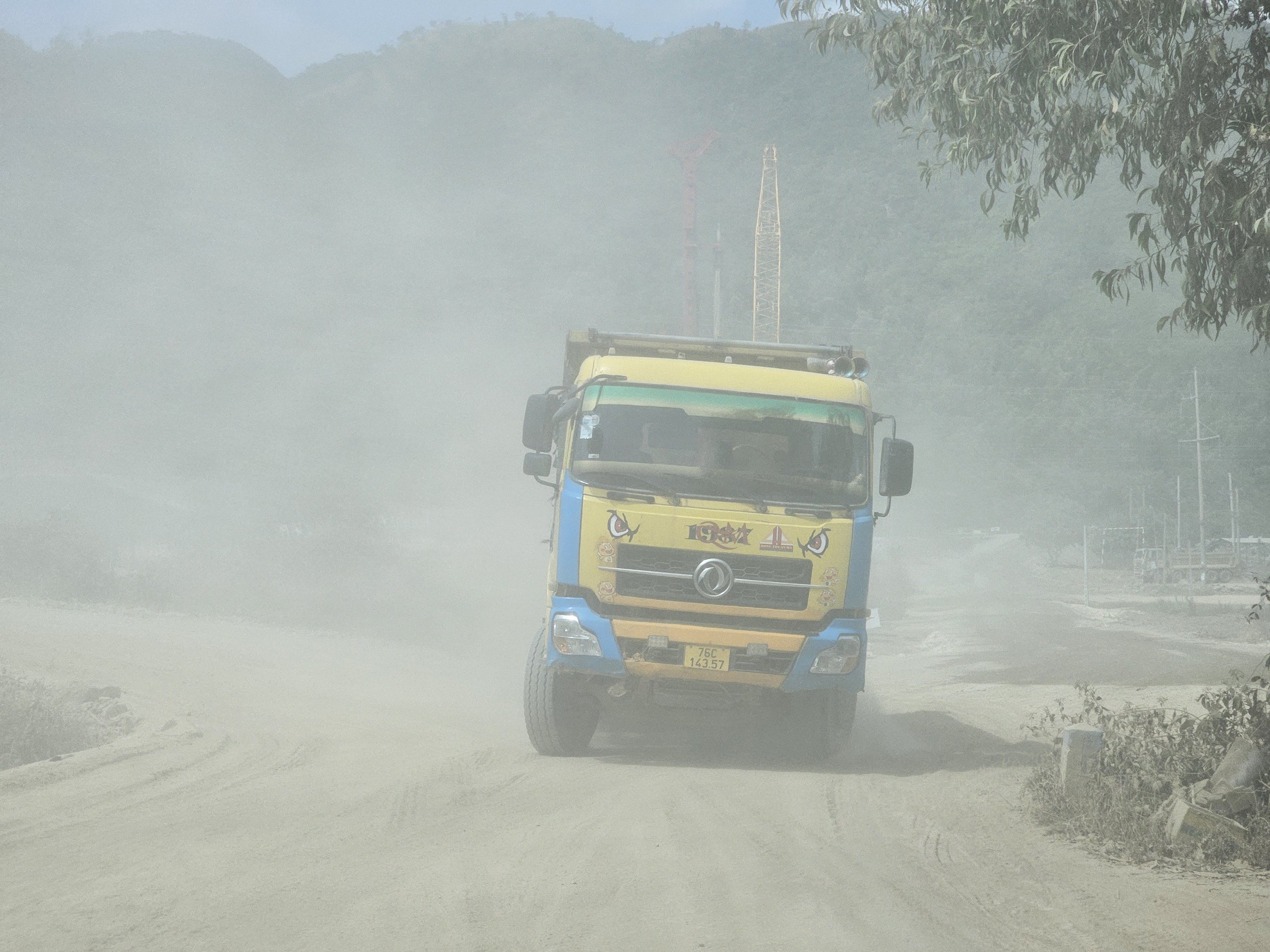 Tỉnh lộ Xuân Sơn: Sẽ sửa chữa xong trước Tết