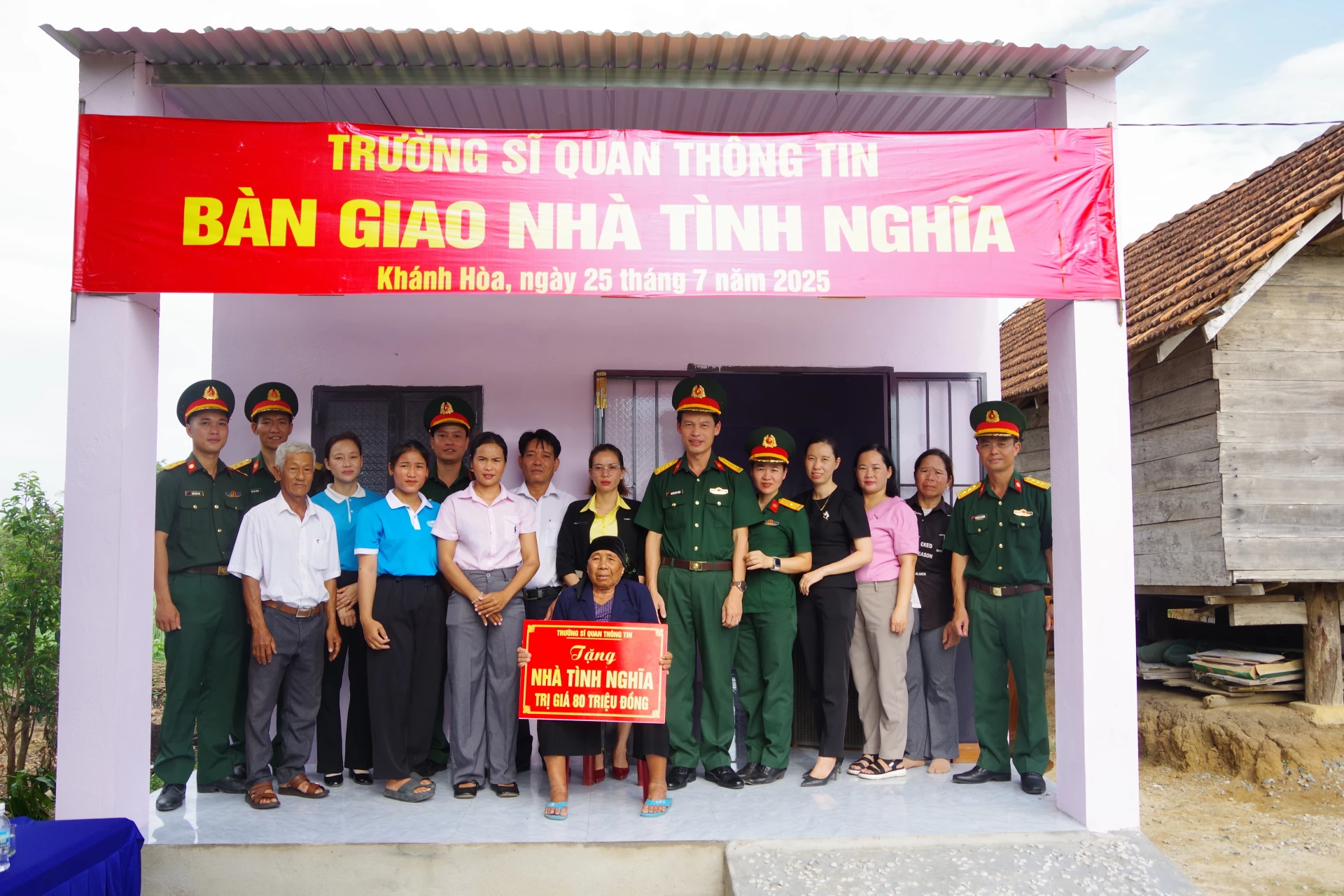 Thực hiện tốt công tác dân vận gắn với đào tạo, huấn luyện - Báo Khánh Hòa