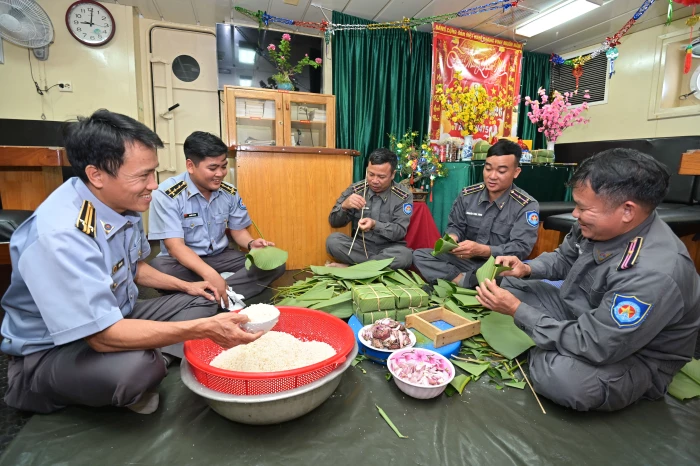 Đón Tết nơi đầu sóng
