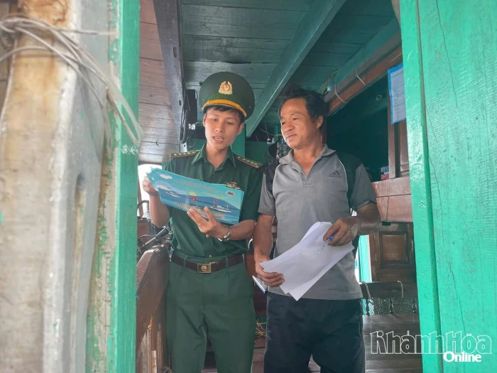 Đồn Biên phòng cửa khẩu cảng Cà Ná: Kiểm soát chặt hoạt động tàu cá để chống khai thác IUU