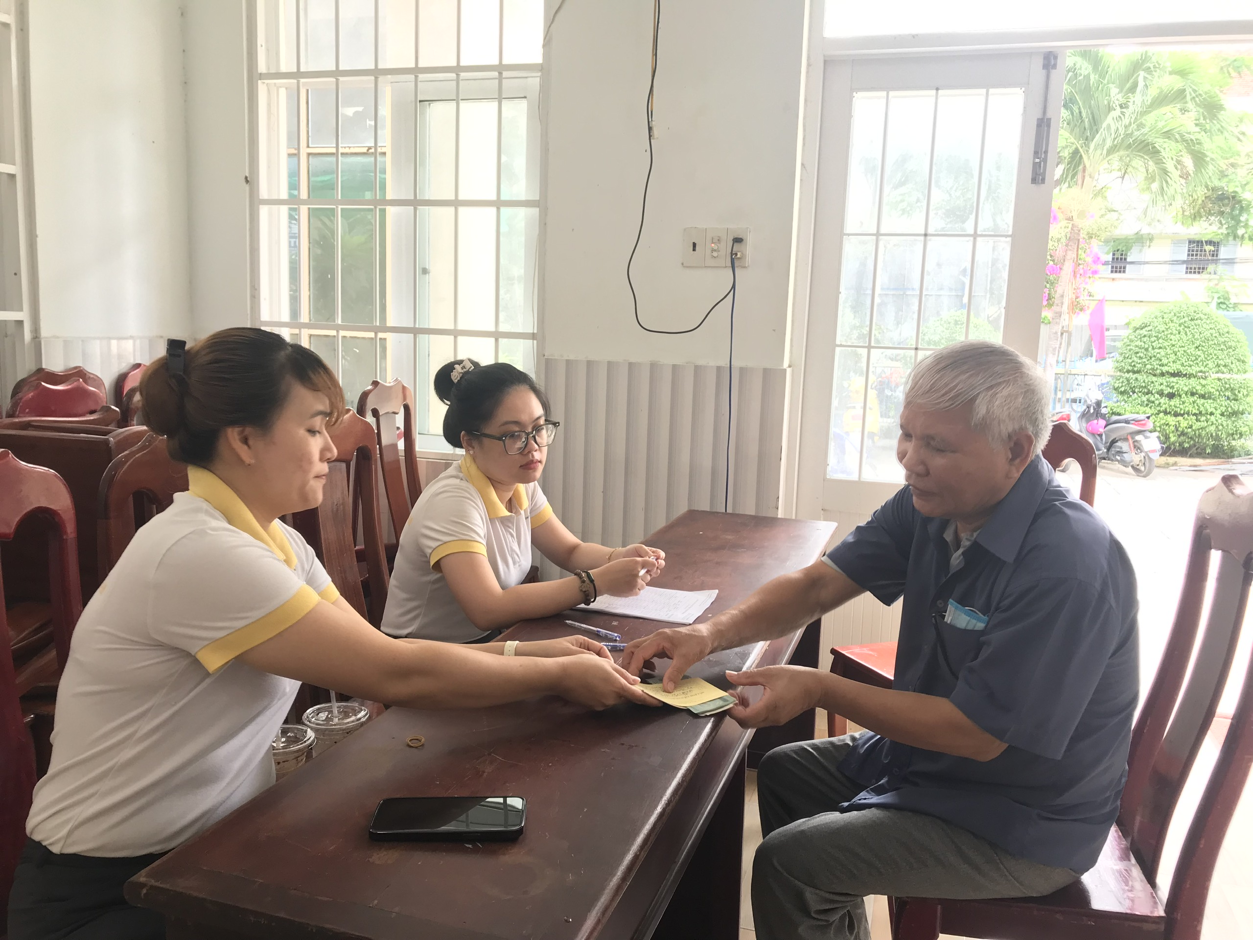 Trợ cấp an sinh xã hội: Tăng cường chi trả qua tài khoản