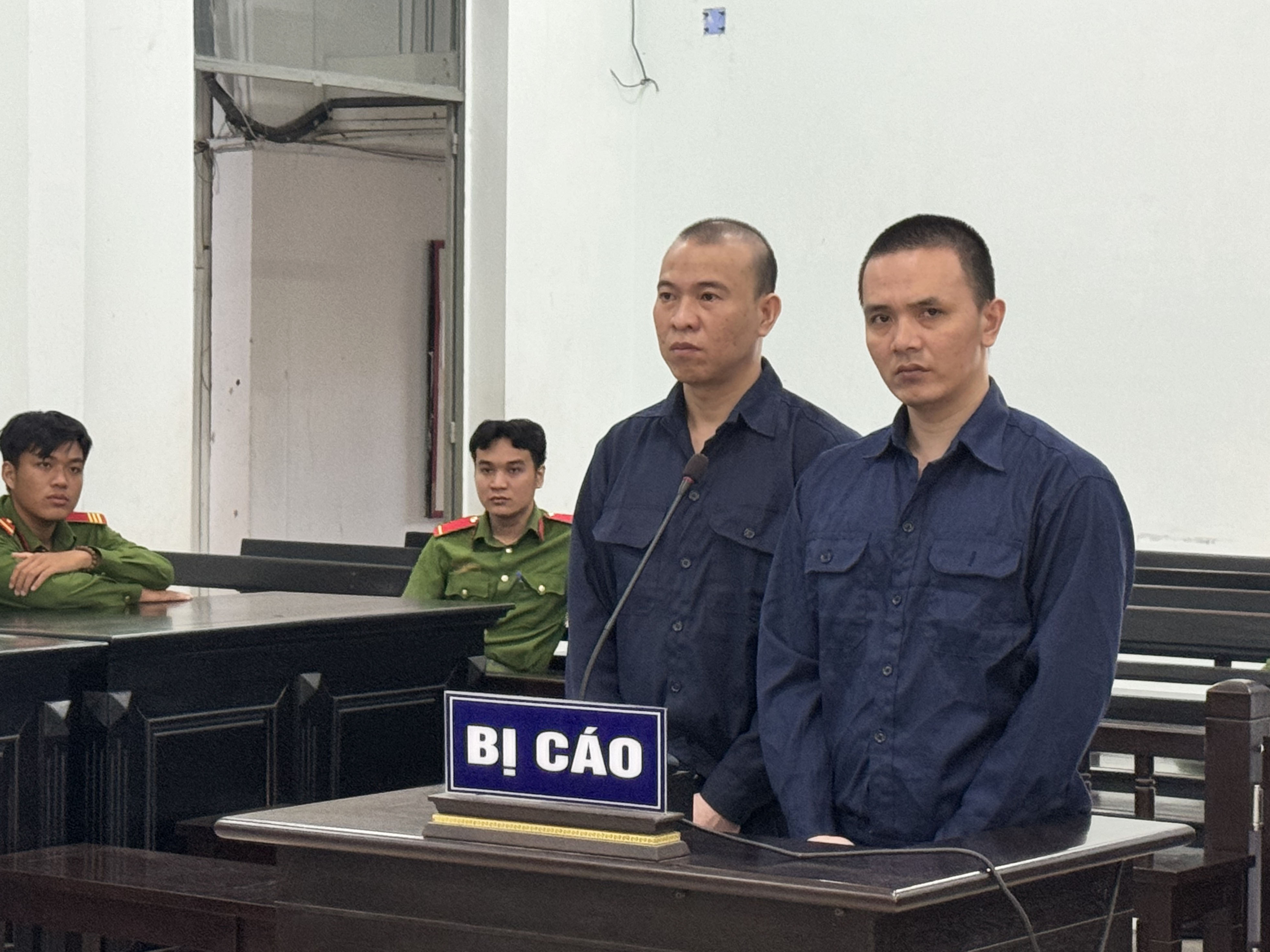 Vận chuyển hơn 1kg ma túy, 2 thanh niên lãnh án tù chung thân