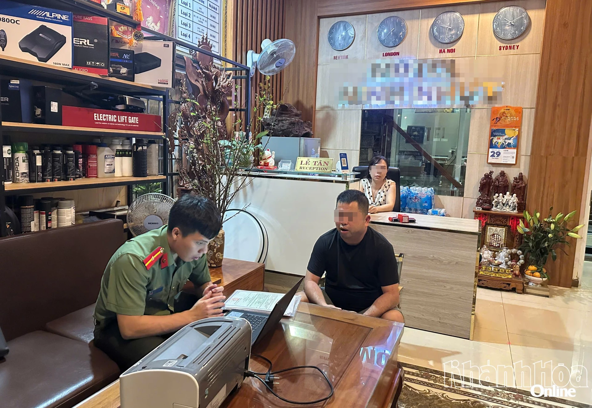 Tăng cường quản lý cư trú người nước ngoài - Báo Khánh Hòa