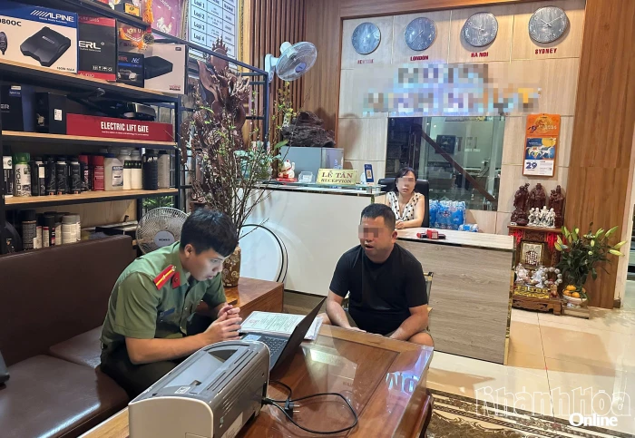 Công an phường Bắc Cam Ranh: Tăng cường quản lý cư trú người nước ngoài