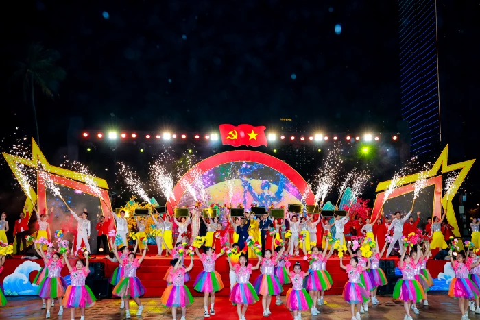 Sắc màu văn hóa, nghệ thuật ngày Tết