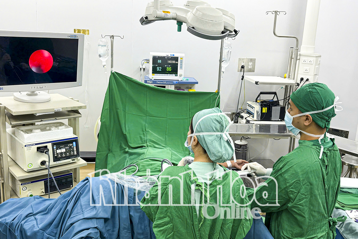 Bệnh viện Đa khoa tỉnh: Phát triển nguồn nhân lực chuyên môn sâu