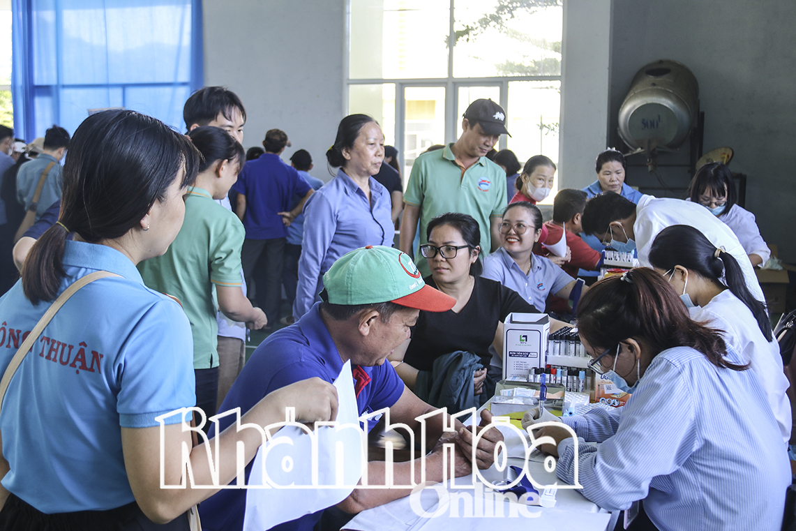 Quan tâm chăm lo đời sống đoàn viên