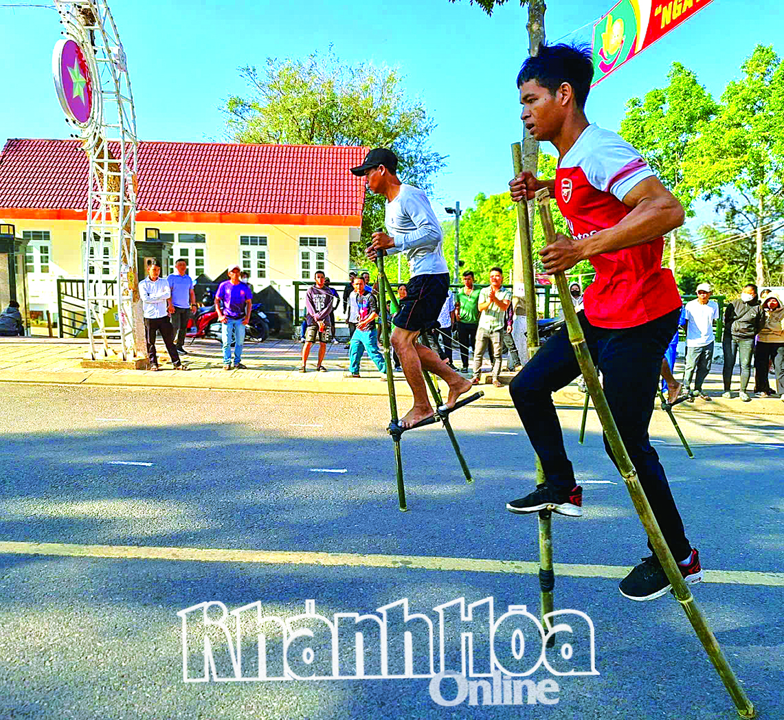 Khánh Sơn: Phát triển thể thao phong trào