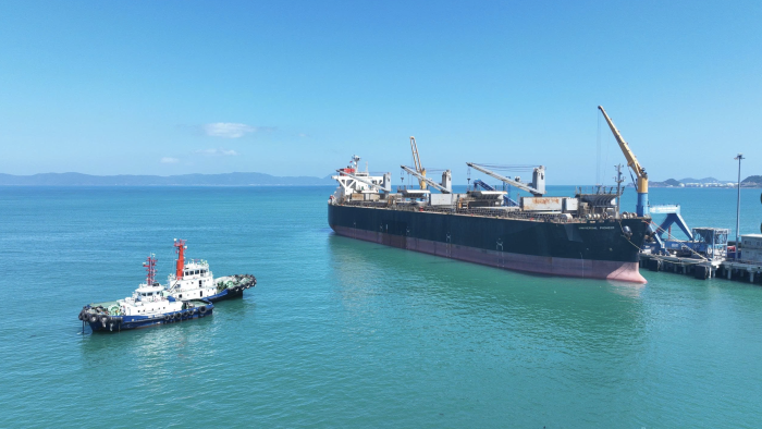 Để nam Vân Phong trở thành trung tâm công nghiệp