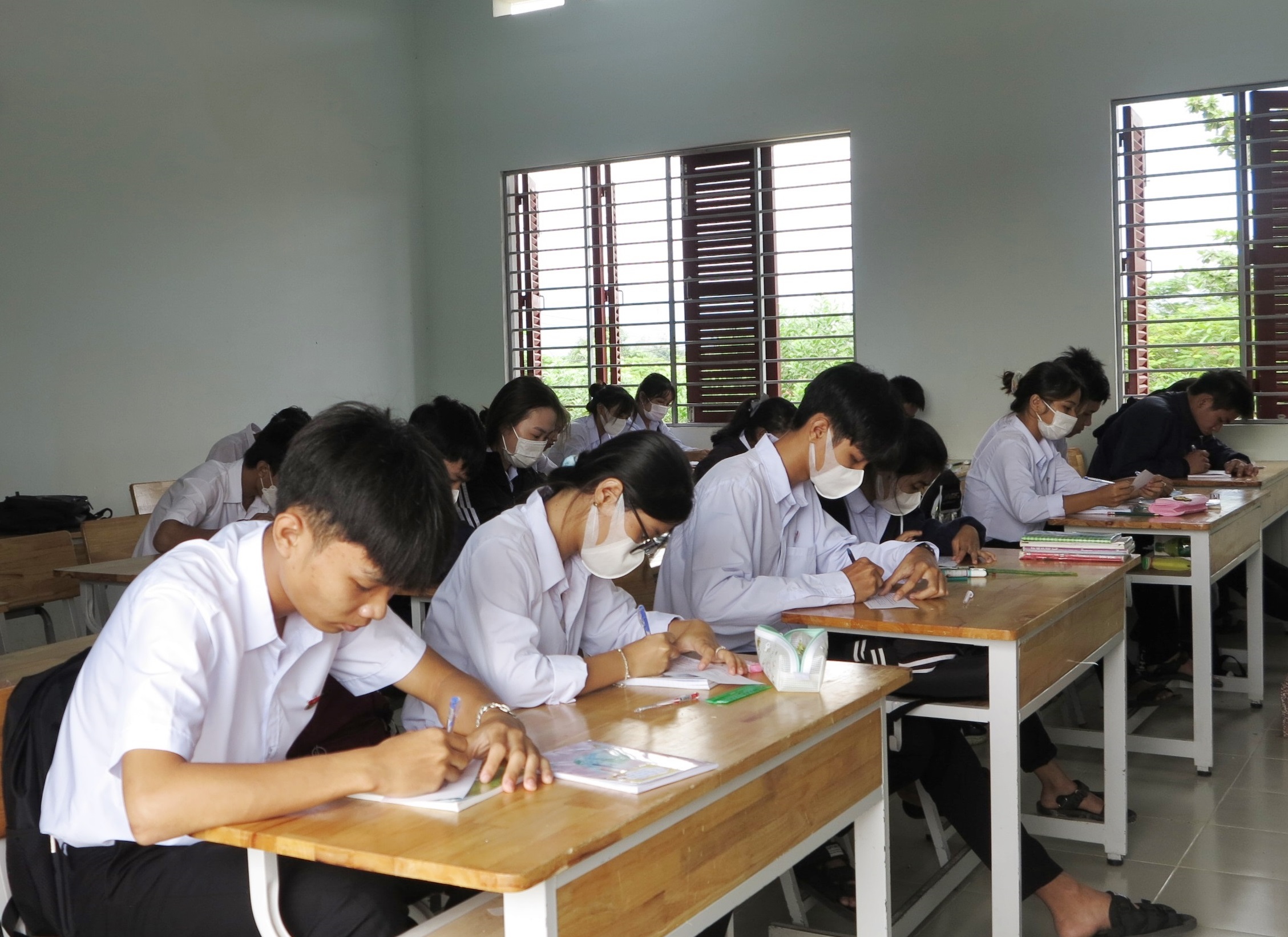 Lựa chọn sách giáo khoa năm học 2023 - 2024