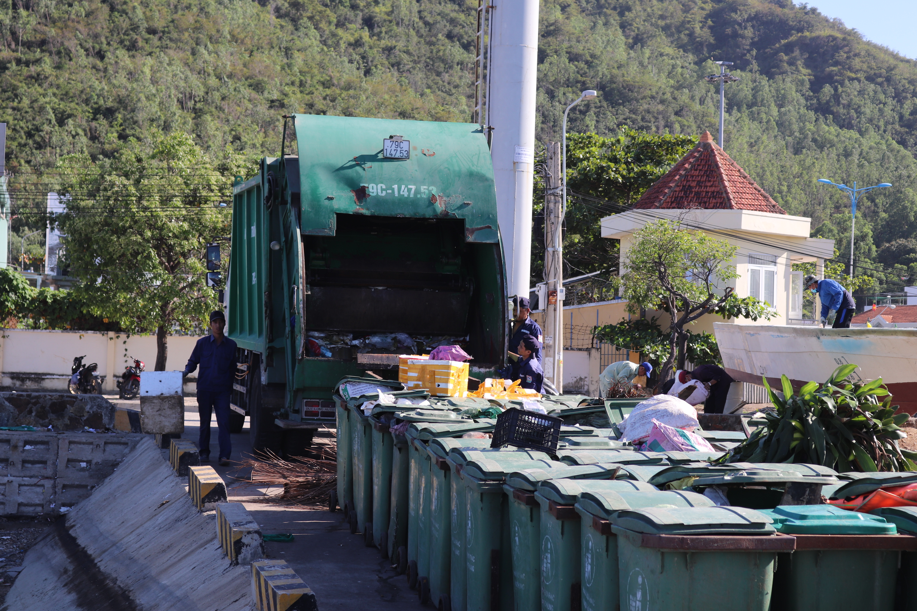 Triển khai phân loại rác thải tại nguồn