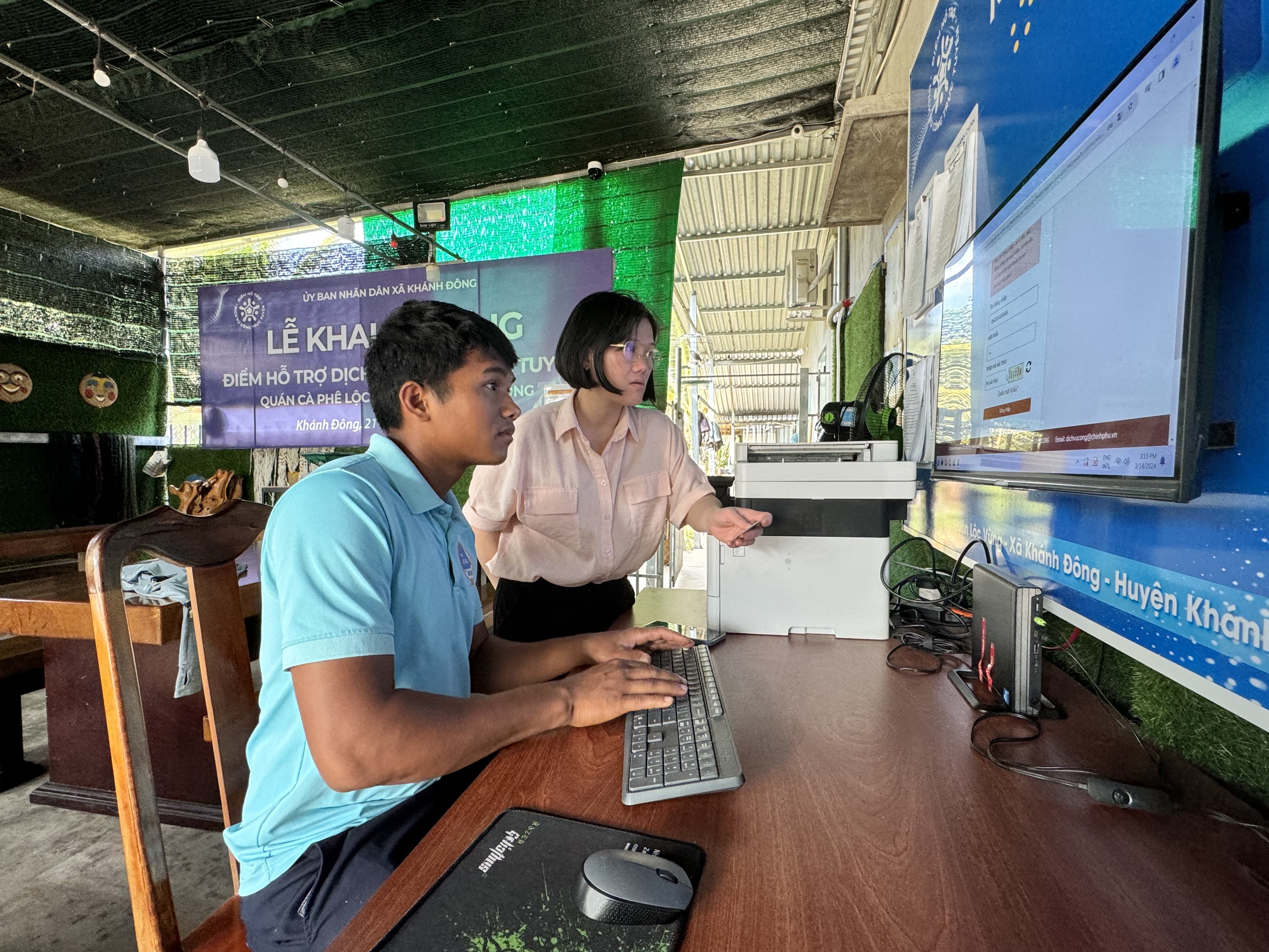 Điểm hỗ trợ dịch vụ công trực tuyến tại xã Khánh Đông: Nâng cao hiệu quả cải cách hành chính ở miền núi