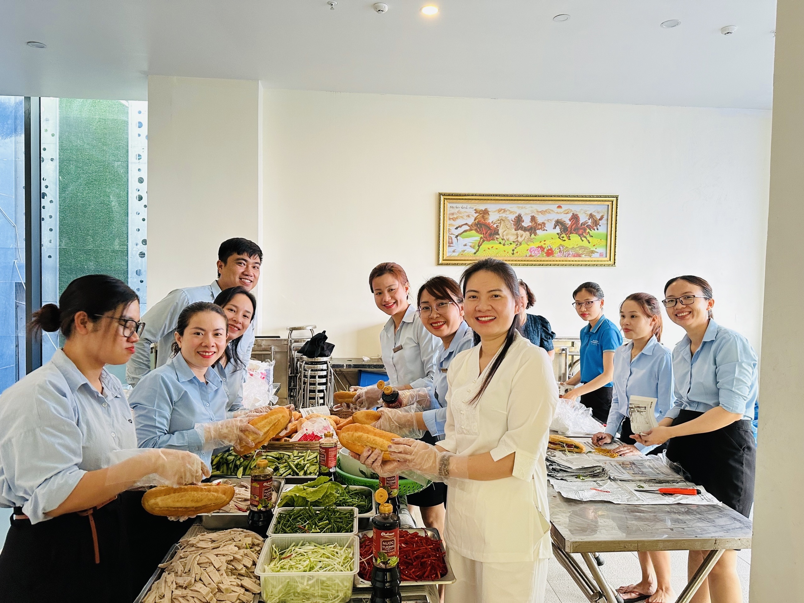 Suất ăn trao đi, nghĩa tình ở lại!