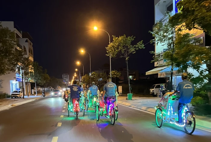 Bát nháo xích lô điện - Kỳ cuối: Quản hay cấm?