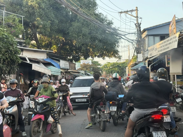 “Giải cứu” không gian công cộng