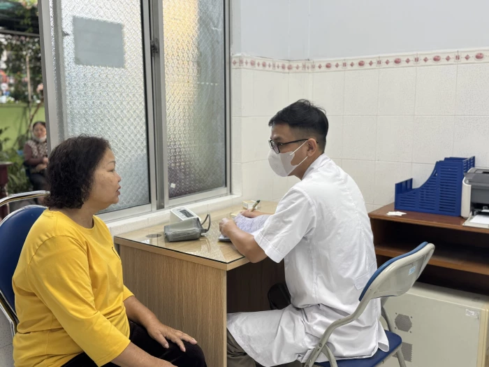 Trạm y tế cấp xã: Bảo đảm hiệu quả khám, chữa bệnh sau sắp xếp