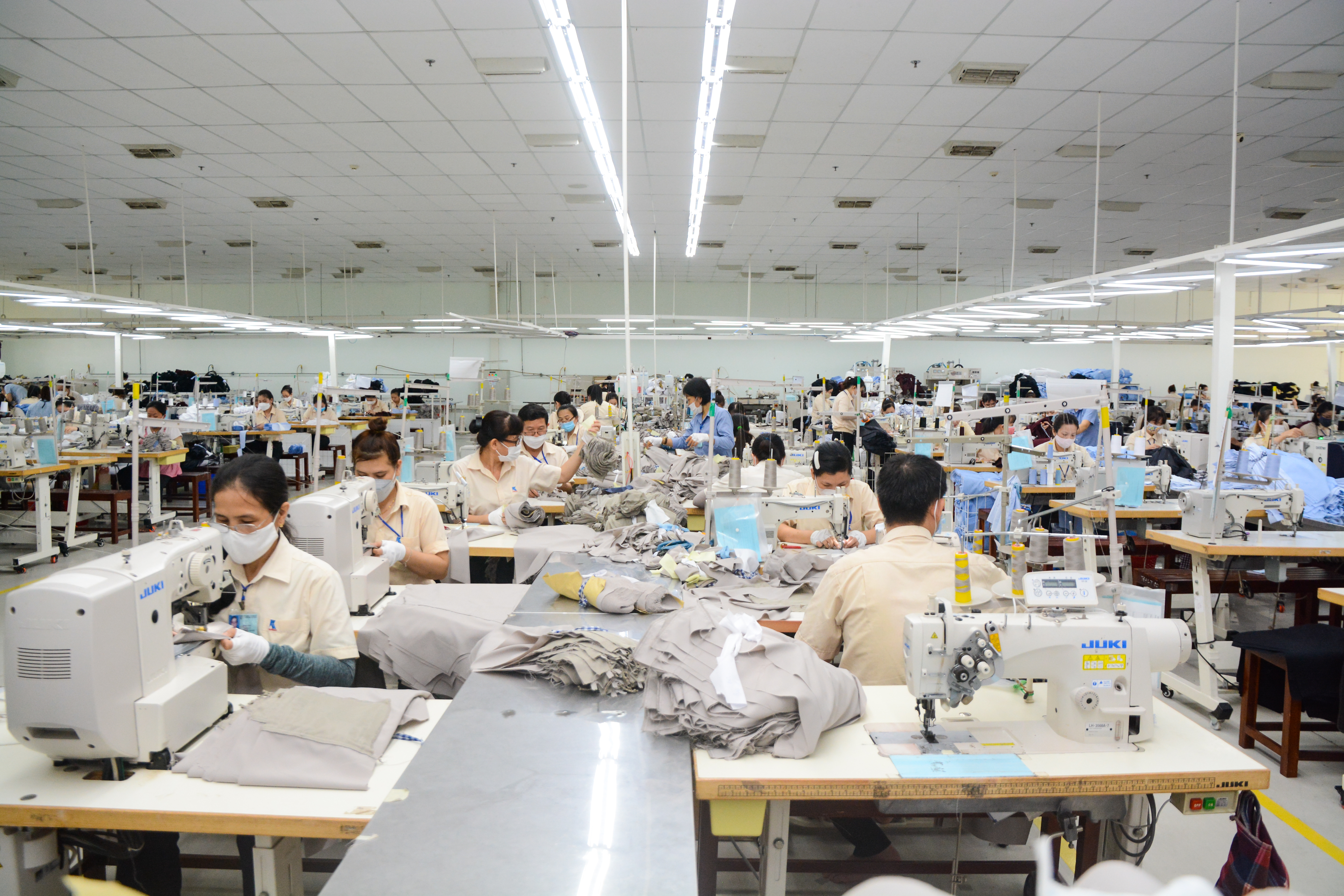 Số lao động trong doanh nghiệp công nghiệp tăng 1,46%