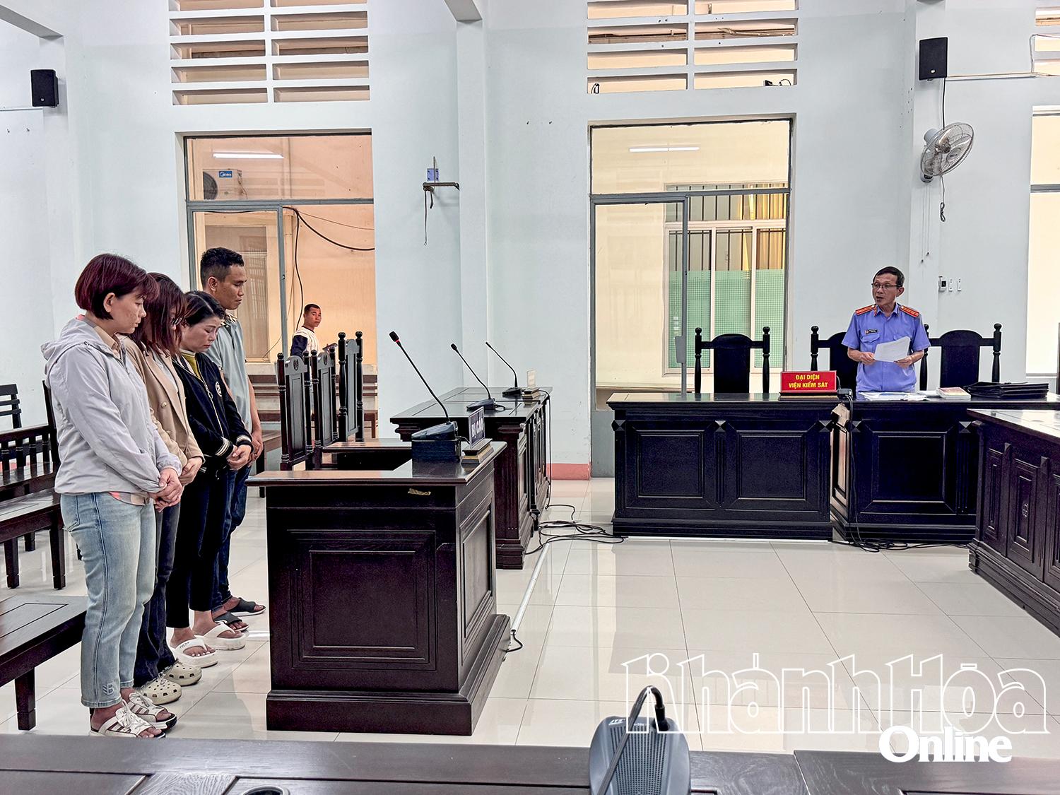 Vụ tổ chức đánh bạc ở Nha Trang: Tòa phúc thẩm tuyên hủy toàn bộ bản án sơ thẩm