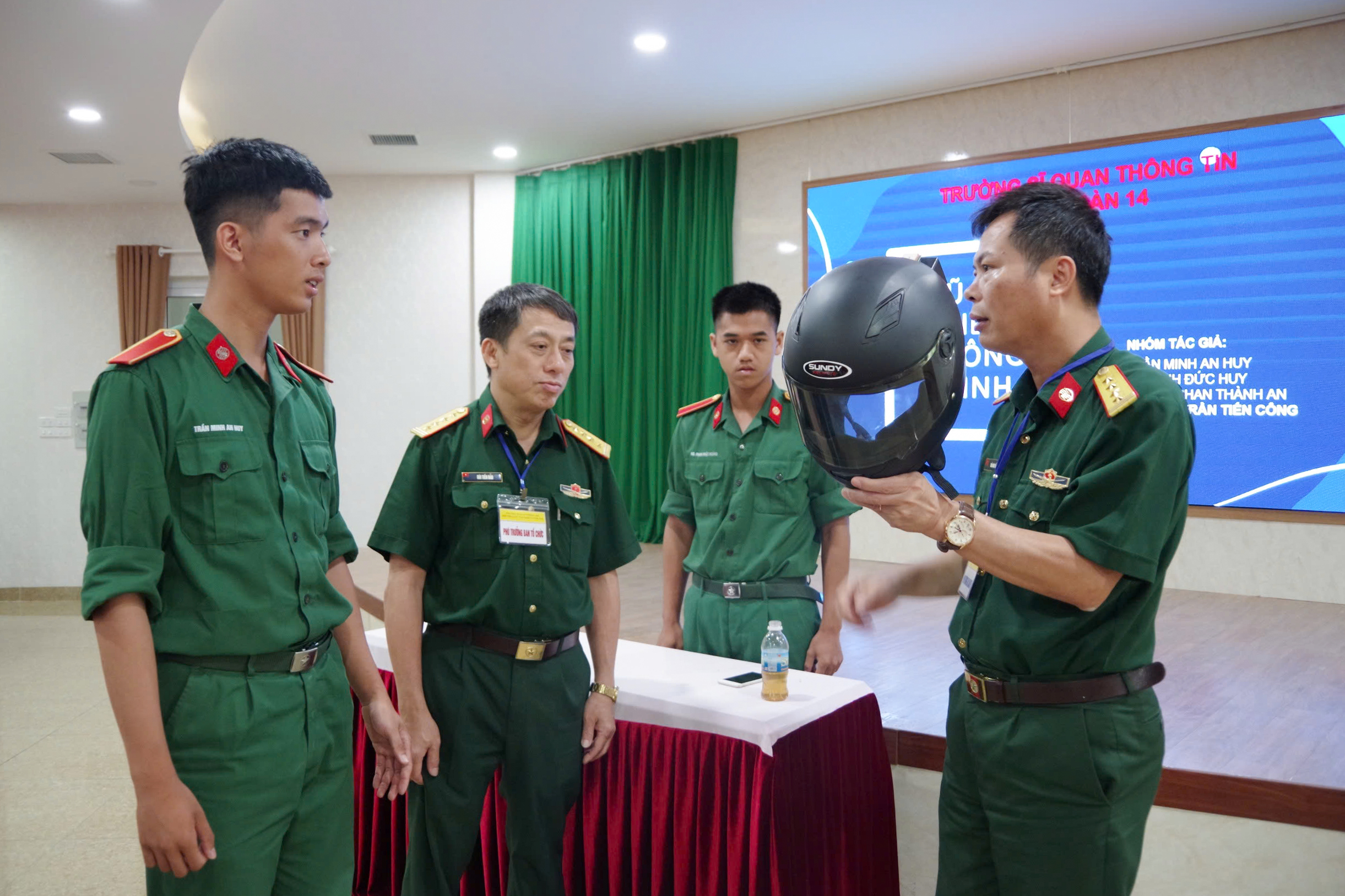 Sân chơi sáng tạo của người lính thông tin