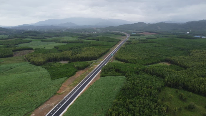 Hoàn thiện hạ tầng, thúc đẩy tăng trưởng